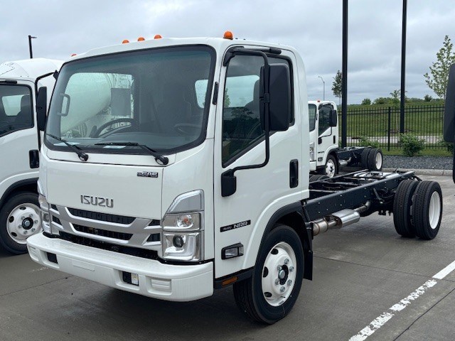 2025 Isuzu NRR Cab and Chassis - image 1